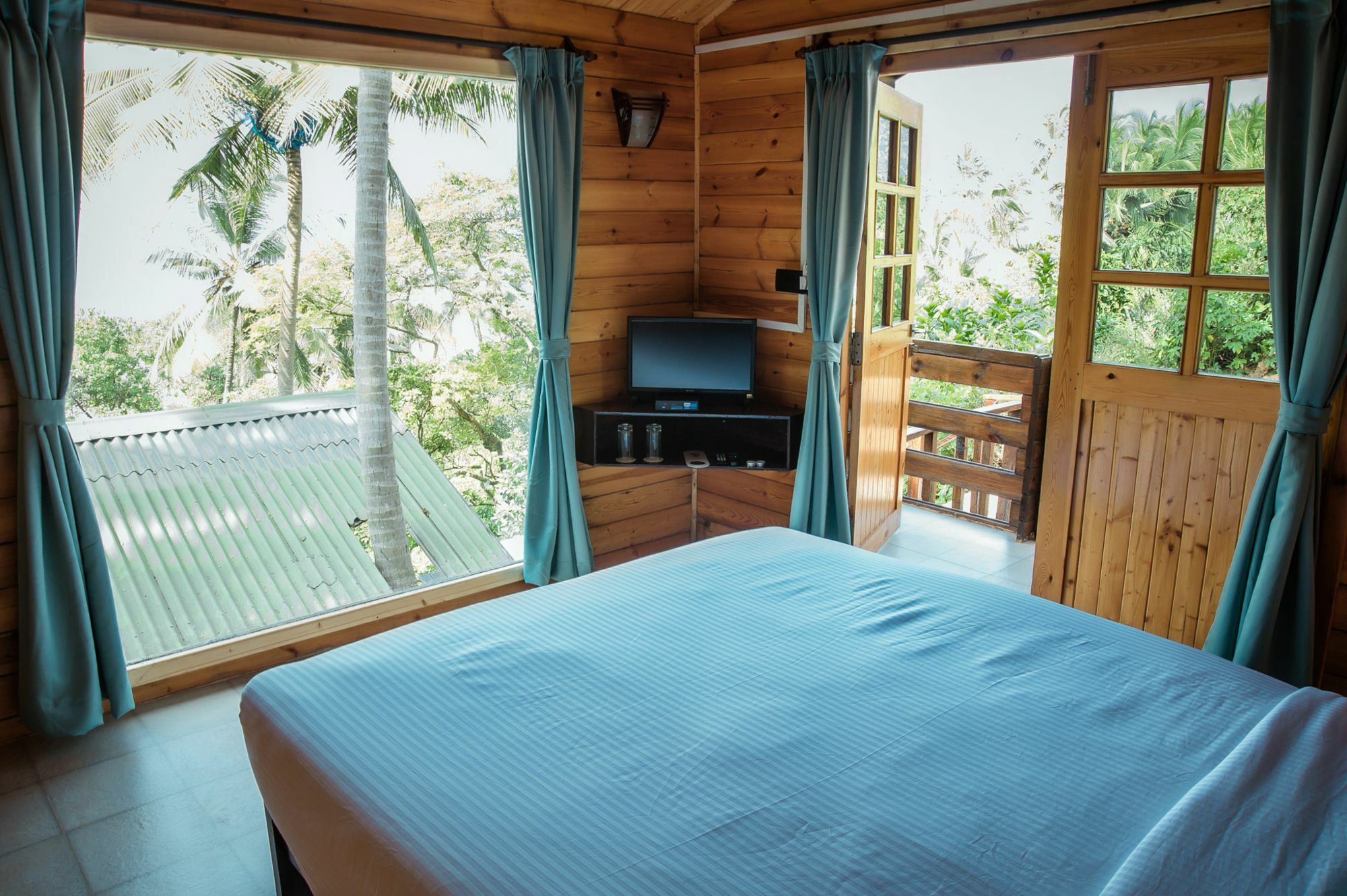 Resort Aria Vagator